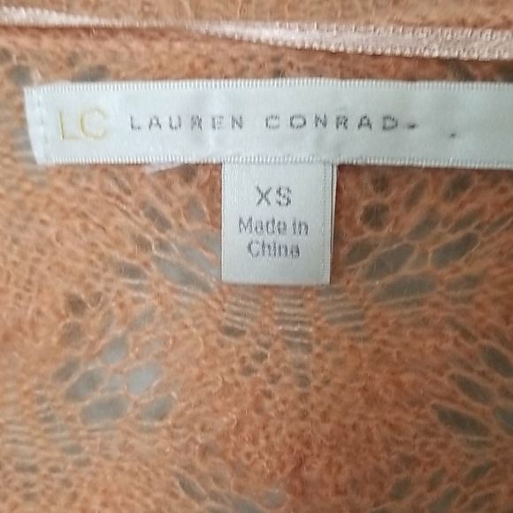 Lauren Conrad Girly Sweet crochet open front cardigan XS - Picture 3 of 7